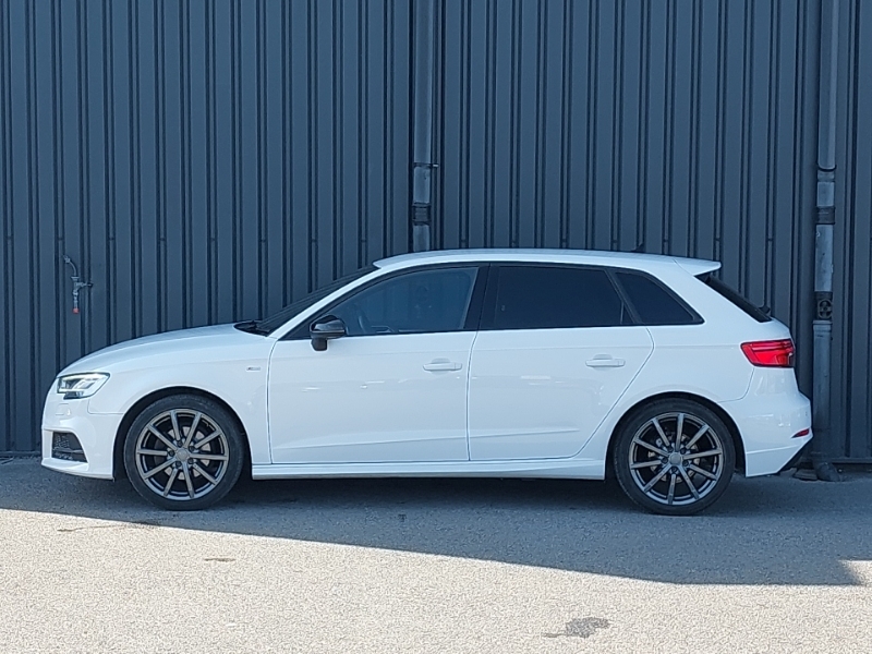 Audi A3 30 Tfsi 116 Black Edition White #4