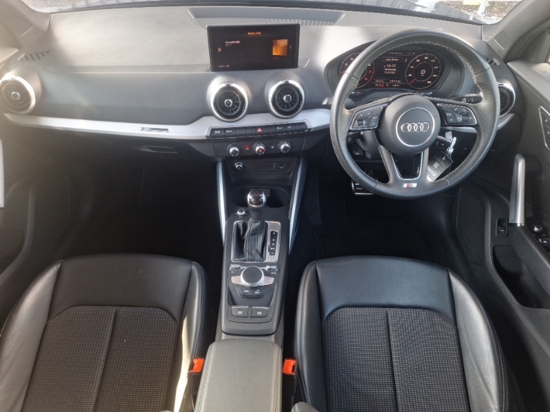 Audi Q2 35 Tfsi S Line S Tronic Blue #3