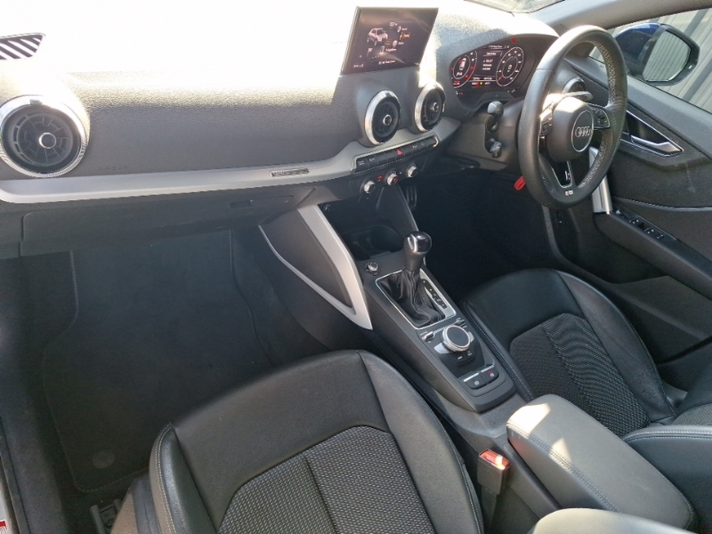 Audi Q2 35 Tfsi S Line S Tronic Blue #5
