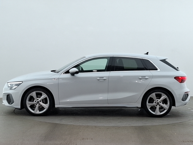 Audi A3 35 Tfsi S Line S Tronic White #4