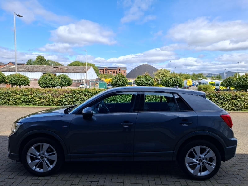 Audi Q2 35 Tfsi S Line S Tronic SH23MVF Grey #4