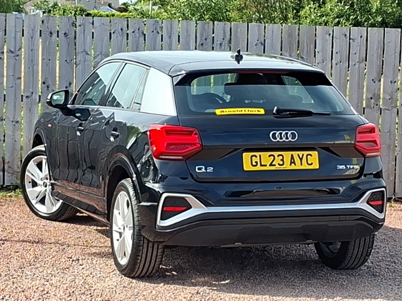 Audi Q2 35 Tfsi S Line S Tronic Black #2