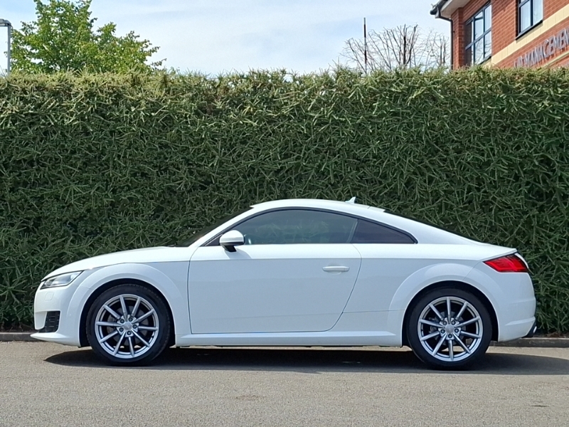 Audi TT 1.8T Fsi Sport White #4