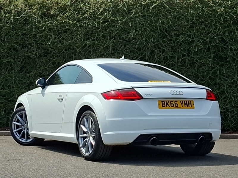 Audi TT 1.8T Fsi Sport White #2