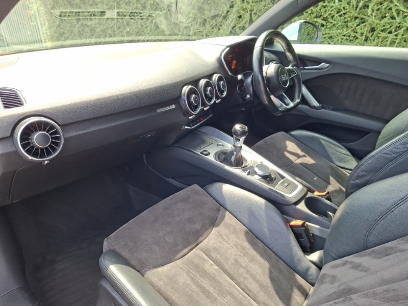 Audi TT 1.8T Fsi Sport White #5