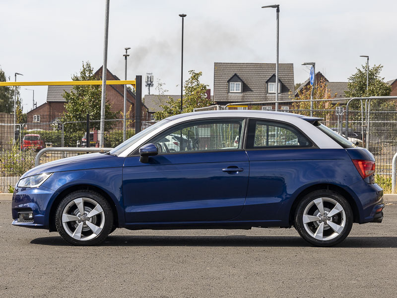 Audi A1 1.0 Tfsi Sport Blue #4