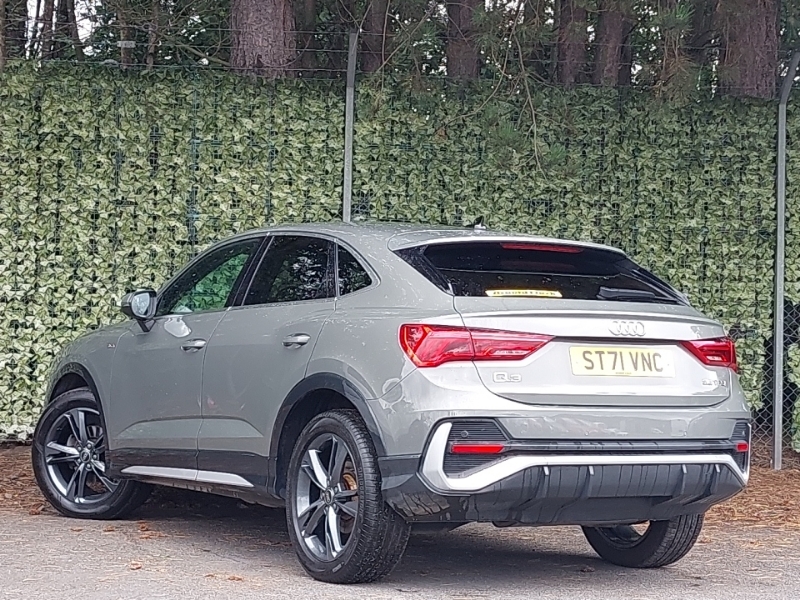 Audi Q3 35 Tfsi S Line S Tronic Grey #2