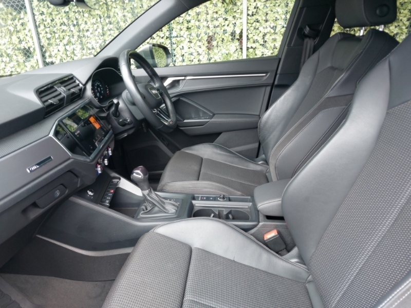 Audi Q3 35 Tfsi S Line S Tronic Grey #5
