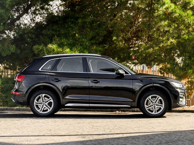 Audi Q5 40 Tdi Quattro Sport S Tronic Black #4