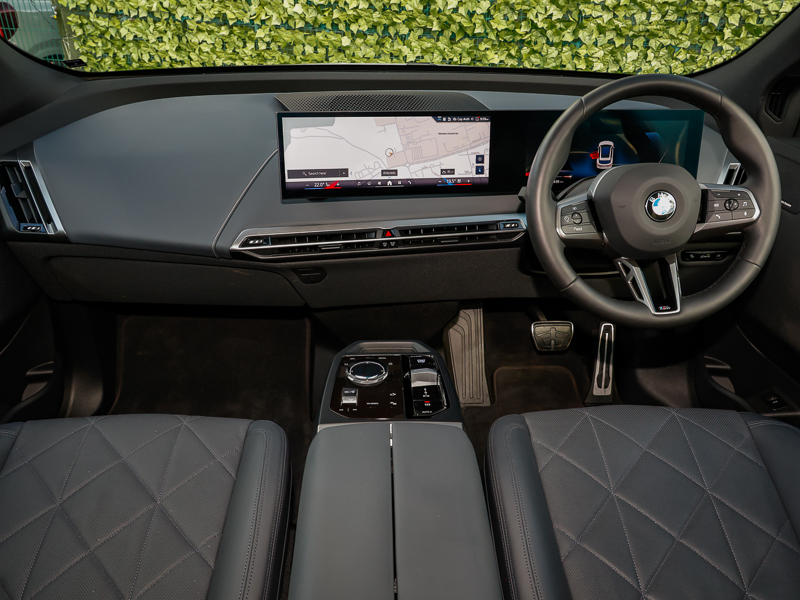 BMW iX 300Kw Xdrive45 M Sport 101Kwh Tech White #4
