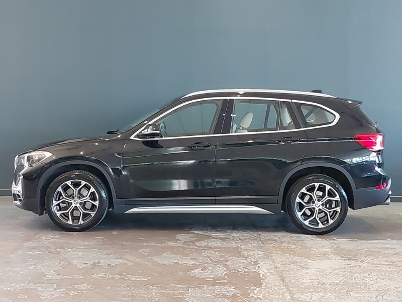 BMW X1 Sdrive 20I Xline Step Black #4