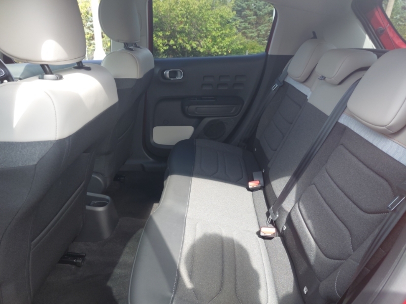 Citroen C3 1.2 Puretech Saint James Red #6