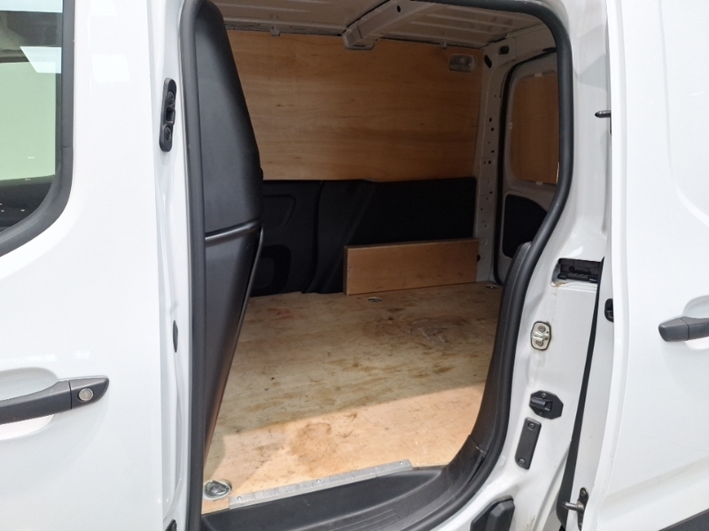 Citroen Berlingo 1.5 Bluehdi 650Kg Enterprise Ed 100Ps 6 Spd Ss White #6