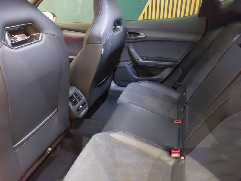 Cupra Formentor 1.5 Etsi 150 V2 Dsg Blue #6