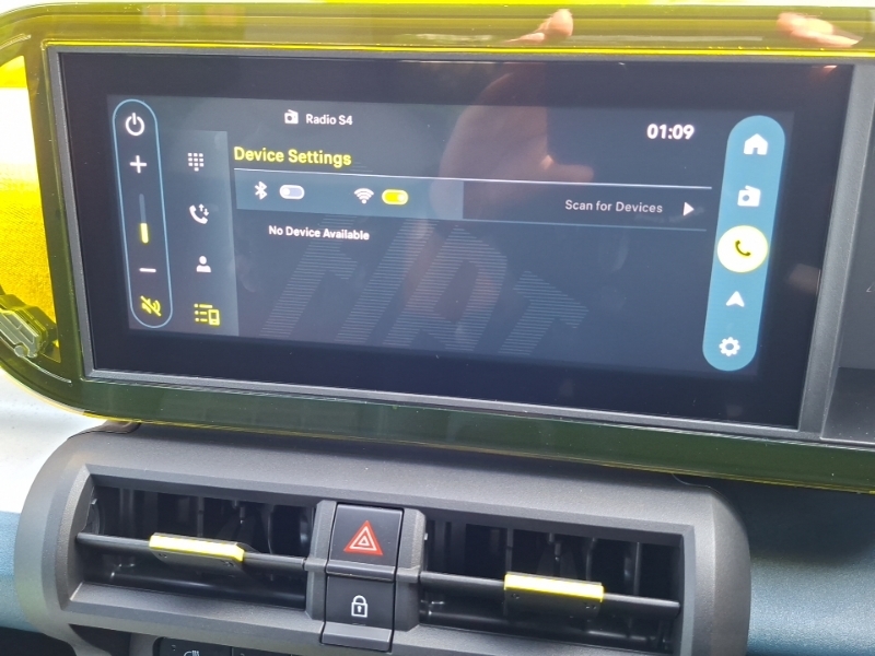Fiat Panda Fiat Grande Panda Hybrid 48V 110 Yellow #15