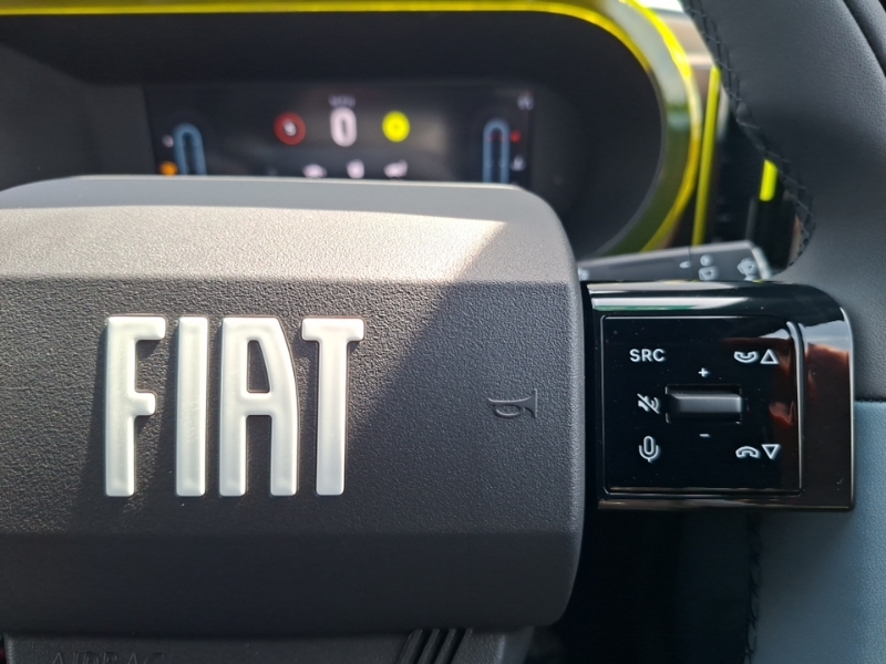 Fiat Panda Fiat Grande Panda Hybrid 48V 110 Yellow #13