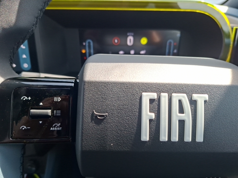 Fiat Panda Fiat Grande Panda Hybrid 48V 110 Yellow #12