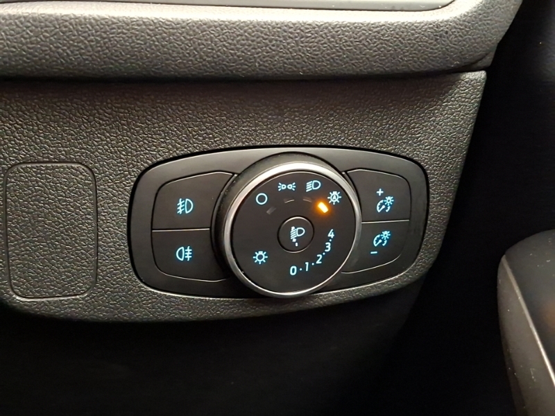 Ford Focus Hybrid 1.0 Ecoboost Hybrid Mhev 12  #17