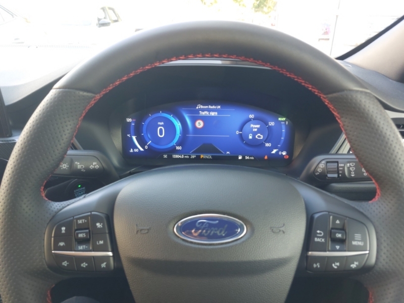 Ford Kuga 2.5 Fhev St-line X Edition Cvt Estate White #13