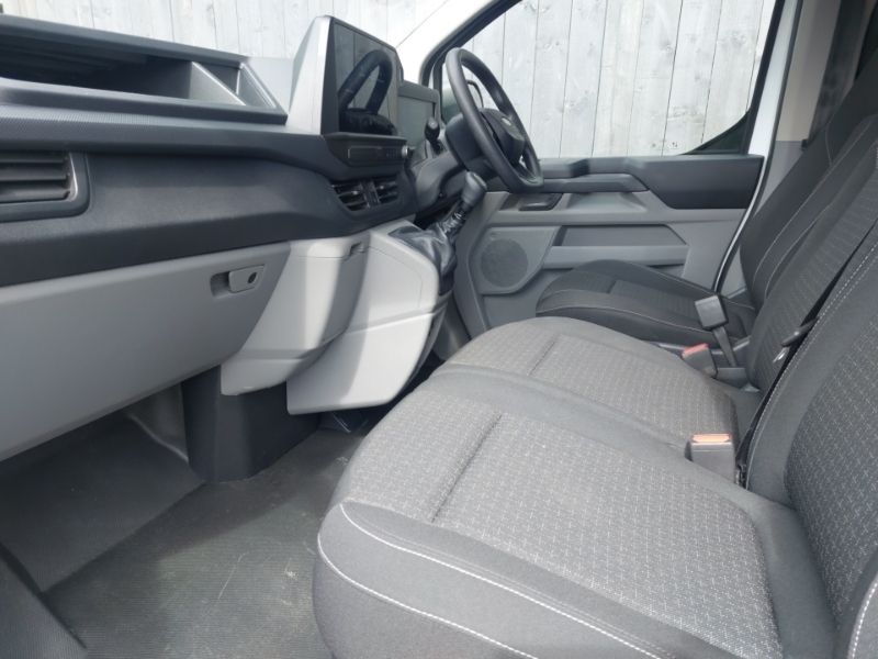 Ford Transit Custom 130Ps 350 Leader Fwd L3h3 Euro 6 With Rev Cam, Sur White #5
