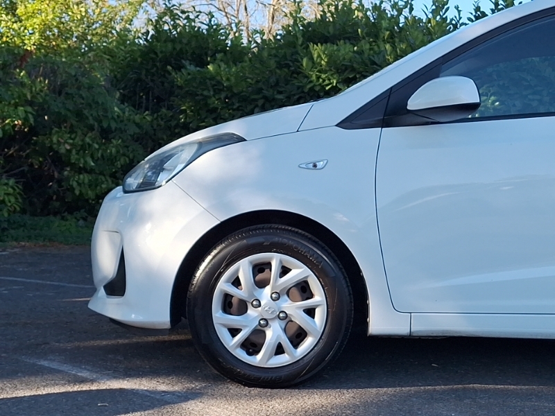 Hyundai I10 2017 1.0 Se Hatchback Euro 6 66 Black #19