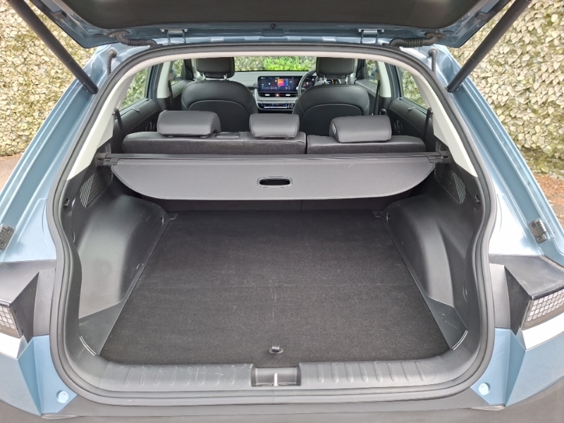 Hyundai Ioniq 5 84Kwh Premium Hatchback 228 Ps White #18