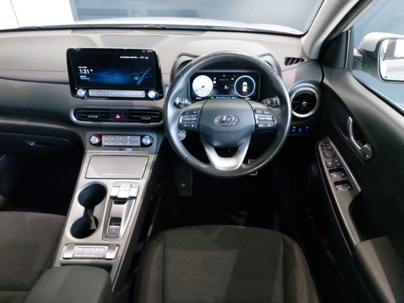 Hyundai Kona 150Kw Premium 64Kwh Red #8