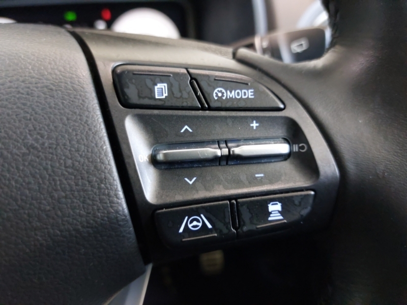 Hyundai Kona 150Kw Premium 64Kwh Red #13