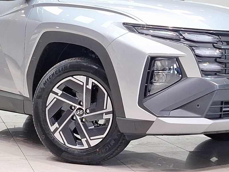 Hyundai Tucson 1.6T 239 Hybrid Black Line Red #20