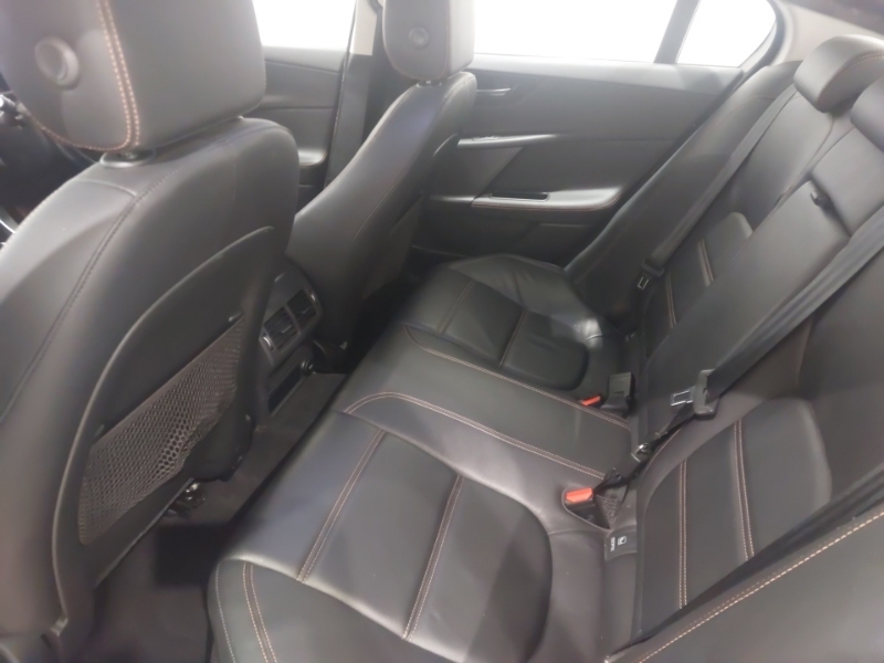 Jaguar XE 2.0 Ingenium Prestige Blue #6