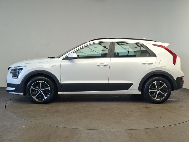 Kia Niro 1.6 Gdi Hybrid 2 Dct White #4
