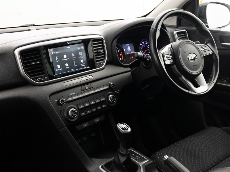 Kia Sportage 1.6 Gdi 1 Suv White #13