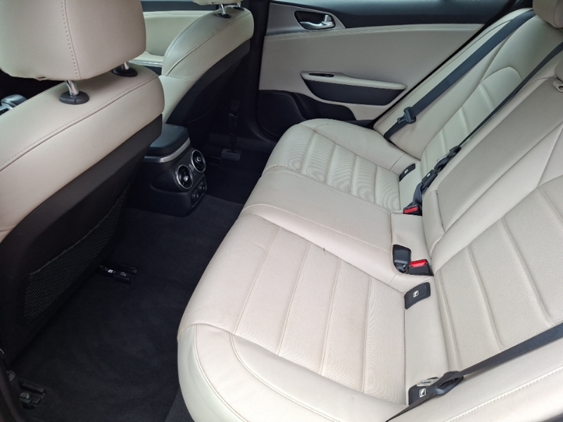 Kia Stinger 2.2 Crdi Gt-line Red #6