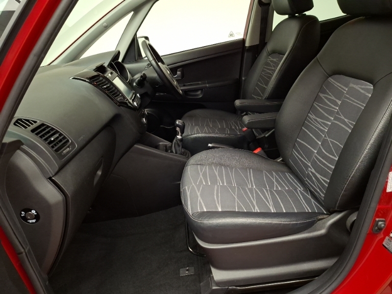 Kia Venga 1.6 Isg 3 Red #5