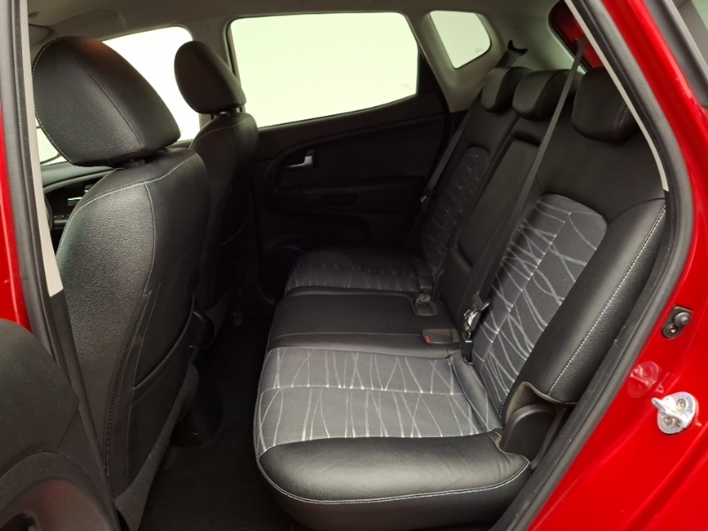Kia Venga 1.6 Isg 3 Red #6