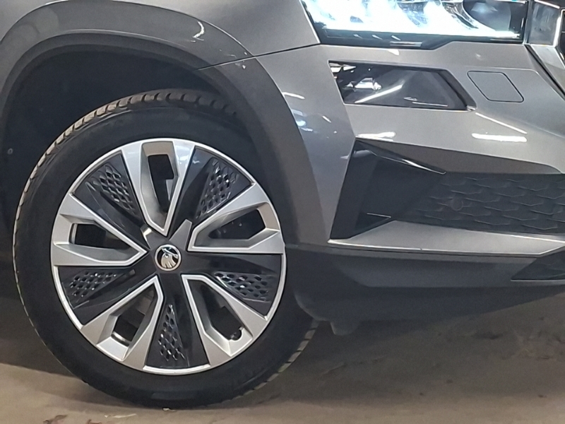 Skoda Karoq 1.5 Tsi 150Ps Sportline Dsg White #20