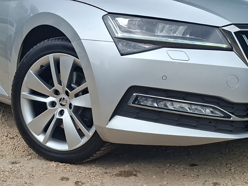 Skoda Superb 2019 2.0 Tdi Laurin Klement Estate Ds White #20