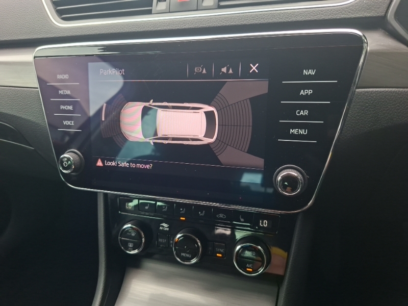 Skoda Superb 2019 2.0 Tdi Laurin Klement Estate Ds White #9