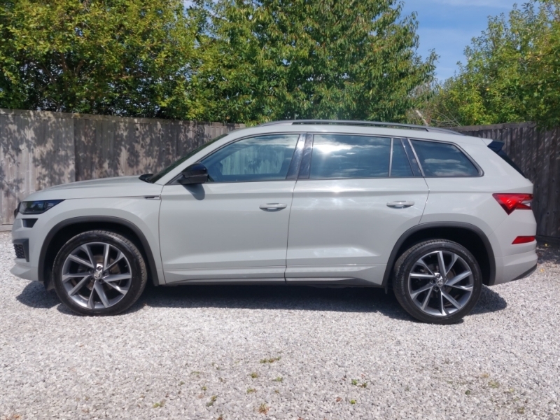 Skoda Kodiaq 1.5 Tsi Sport Line Dsg 7 Seat Grey #4