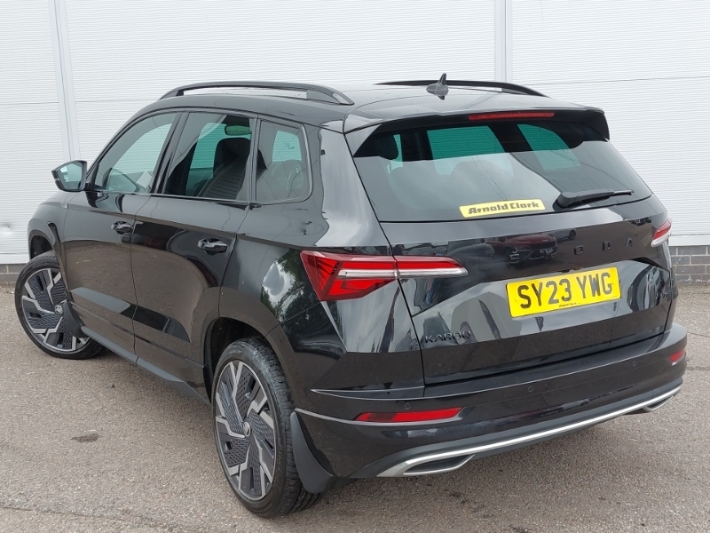 Skoda Karoq 2.0 Tsi Sportline 4X4 Dsg Black #2