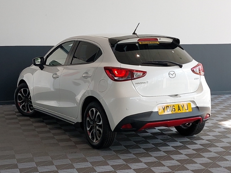 Mazda 2 1.5 Sport Black YD16AYJ White #2