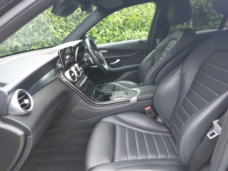 Mercedes-Benz GLC Class Glc 300D 4Matic Amg Line Premium 9G-tronic Black #5