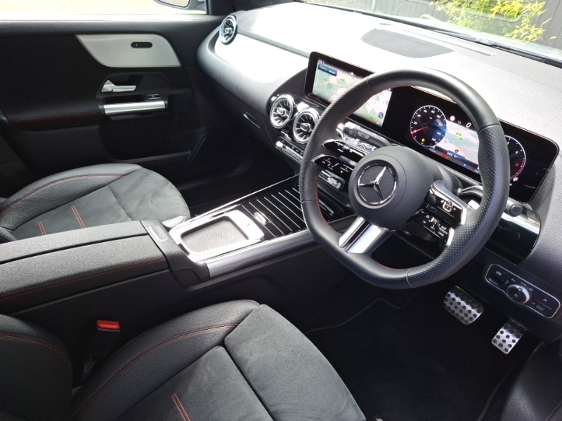 Mercedes-Benz GLA Class 1.3 Gla180h Mhev Sport Edition Suv Hybr #17