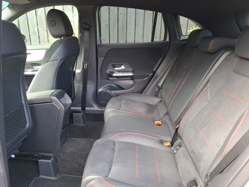 Mercedes-Benz GLA Class 1.3 Gla180h Mhev Sport Edition Suv Hybr #6