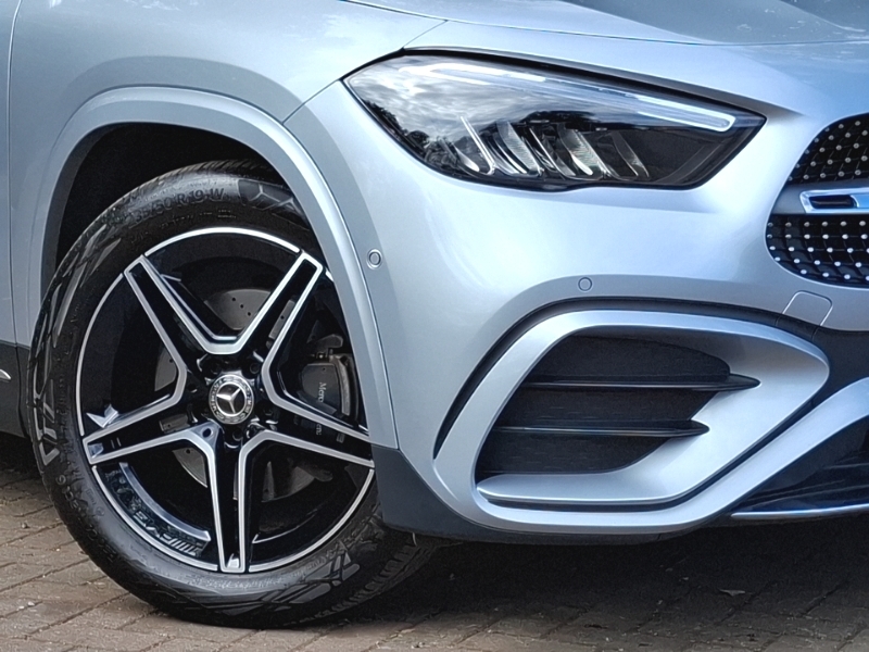 Mercedes-Benz GLA Class 1.3 Gla180h Mhev Sport Edition Suv Hybr #20