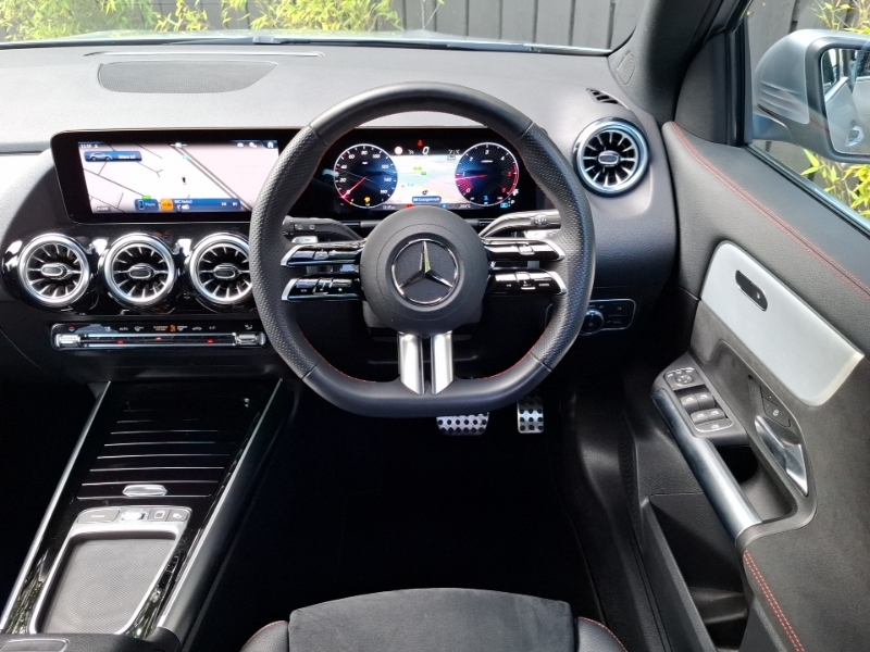 Mercedes-Benz GLA Class 1.3 Gla180h Mhev Sport Edition Suv Hybr #8