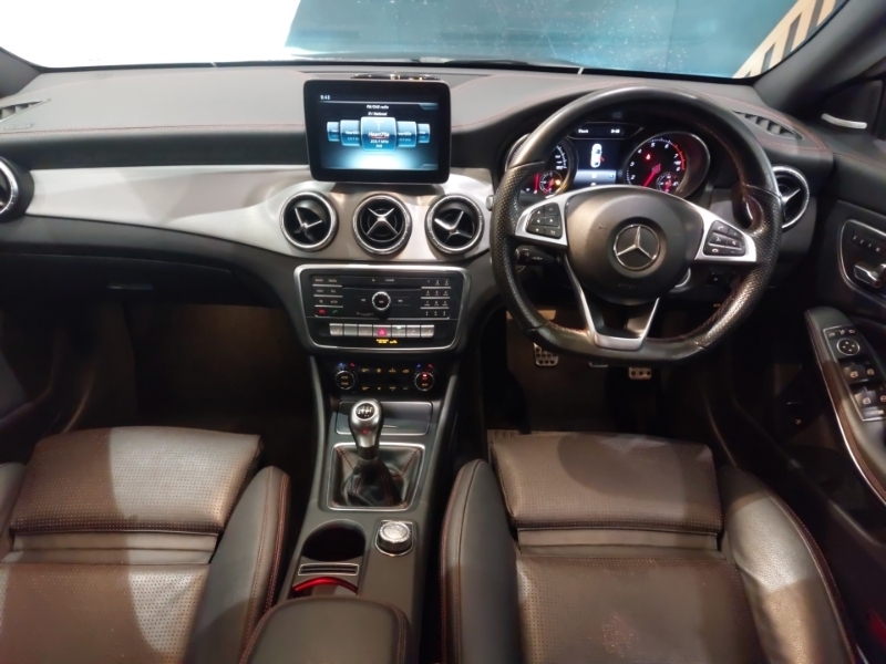 Mercedes-Benz CLA Class Cla 180 Amg Line Black #3