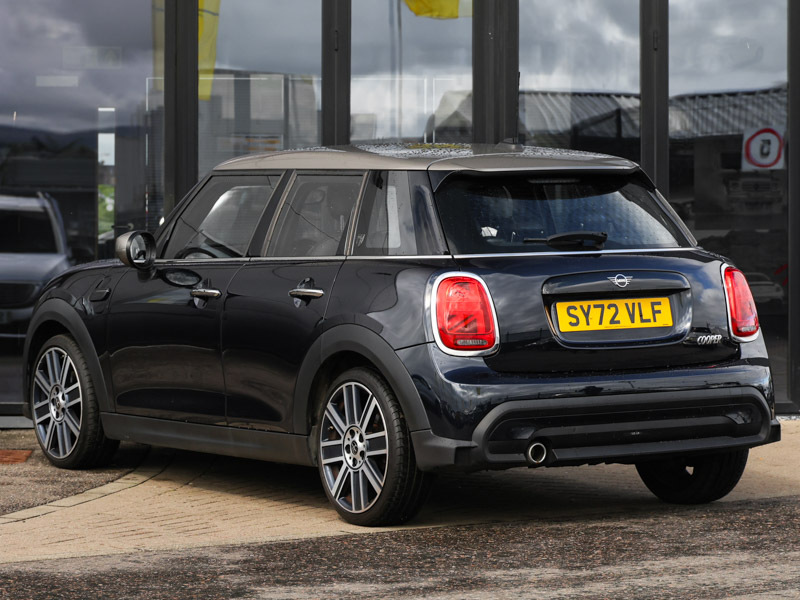 Mini Hatch 1.5 Cooper Exclusive Premium SY72VLF Black #2