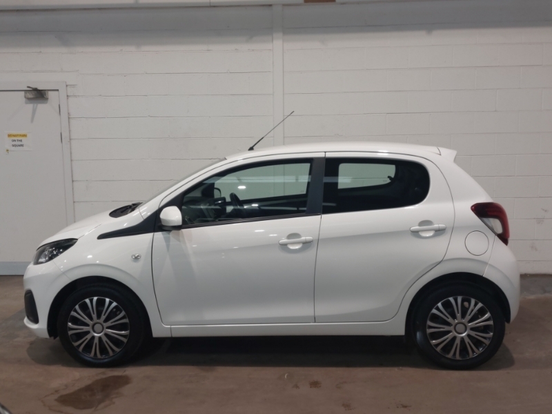 Peugeot 108 1.0 Active 2-Tronic White #4