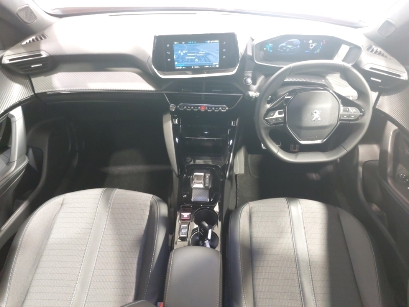 Peugeot e-2008 100Kw Allure Premium 50Kwh Orange #3